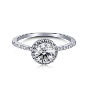 Round Brilliant Cut Halo Engagement Ring