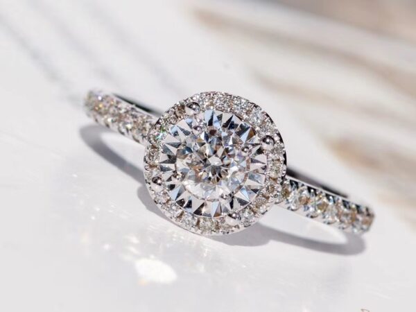 Halo-Style Round-Cut Engagement Ring - Image 3