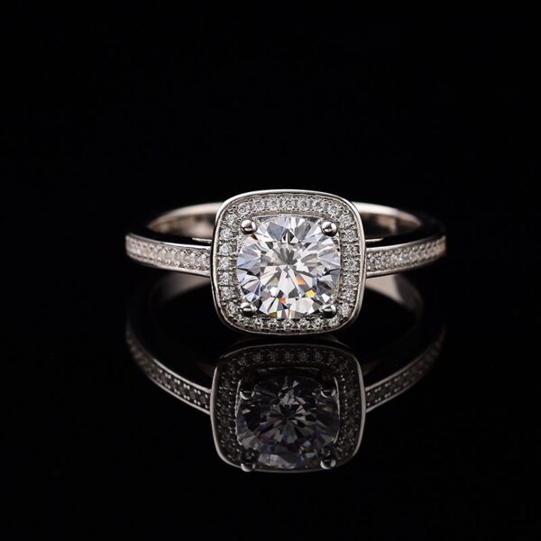 Round Cut Cushion Halo Pavé Engagement Ring