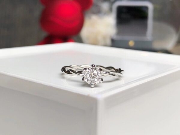 Twisted Round-Cut Solitaire Engagement Ring - Image 3
