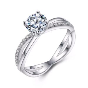 Split Shank Round-Cut Pavé Engagement Ring