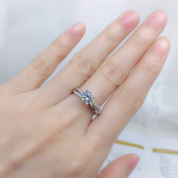 Split Shank Round-Cut Pavé Engagement Ring - Image 4