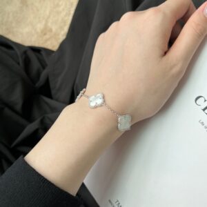 Silver Clover Bracelet with White Mother of Pearl