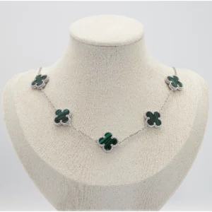 Silver Clover Shaped Necklace