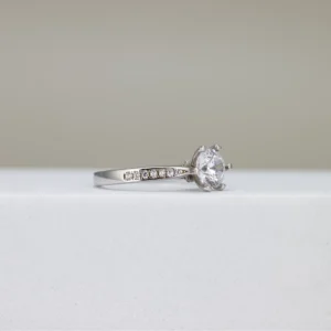 Round-Cut Pavé Engagement Ring